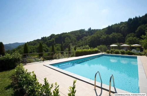 Pescaglia Casa | Casa de diseñador en estilo toscano naturaleza