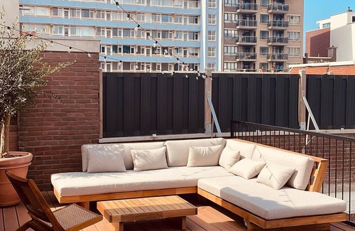 Vissershaven Casa | Design house overlooking harbor, 5-minute walk from the beach