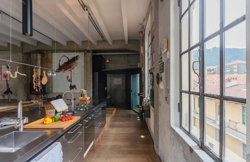 Como Apartamento | Design Loft With Private Parking