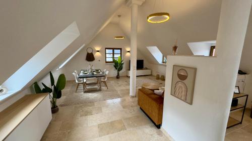 Deidesheim Apartamento | Design Penthouse im alten Schloss Deidesheim