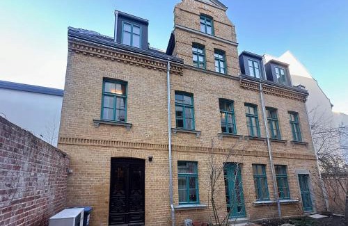 Lindenau Apartamento | Design Studio in Hinterhof-Remise