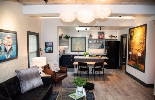 Indianapolis Casa | Design11@Keystone Luxury 2BR/2BA
