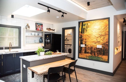 Indianapolis Casa | Design11@Keystone Luxury 2BR/2BA