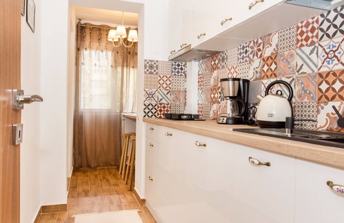 Sector 4 Apartamento | Designed and Furnished by an Interior Designer for a Maximum Comfort