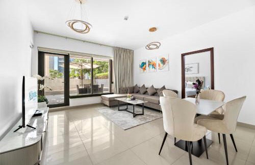 Downtown Dubai Apartamento | Designer 1BR 29 Boulevard Downtown Dubai Near Burj Khalifa