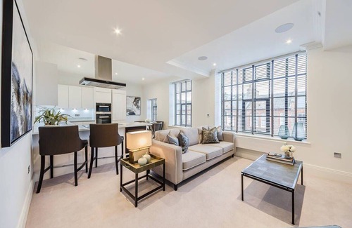 Hammersmith and Fulham Apartamento | 2 Bed Apartment 1st floor- Near Charing Cross Hospital