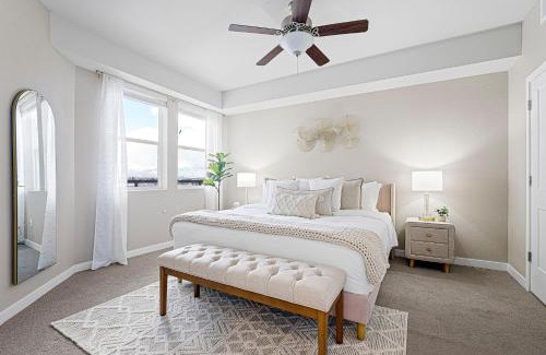 Sparks Apartamento | Designer Apt w Jacuzzi Walk To Casino & iMax