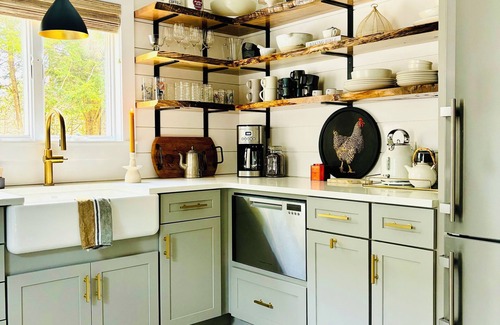 Richmond Cabaña | Designer Berkshire Cottage