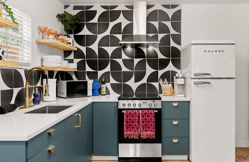 Hancock Casa | Designer Bungalow in the Heart of Austin!