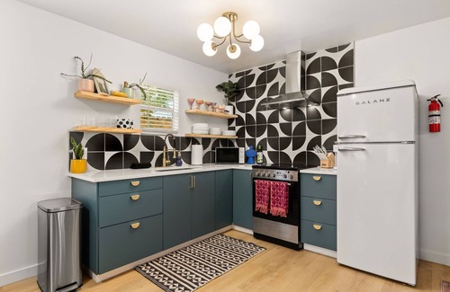 Hancock Casa | Designer Bungalow in the Heart of Austin!