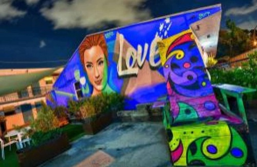 Wynwood Art District Condominio | ✨Designer Chic One Bedroom w/Full Kitchen Free Parking