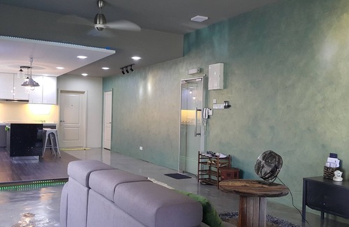 Klang Apartamento | diseñador acogedor y espacioso salón y cocina apartamento