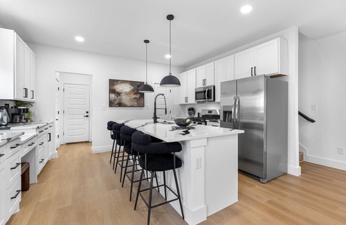 South Dallas - Fair Park Casa | Designer Event Open Luxurious 6BD Retreat