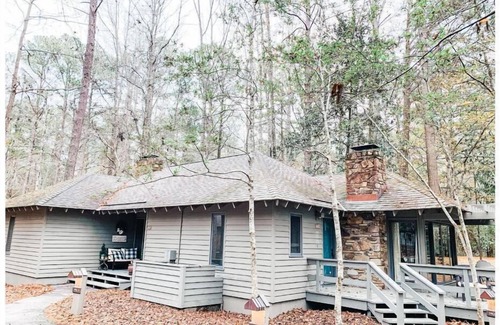 Pine Mountain Valley Casa | Designer Hideaway @ Callaway Gardens