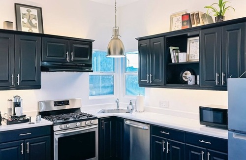 Mar Vista Casa | Designer loft in luxury home near beach. Sleeps 4