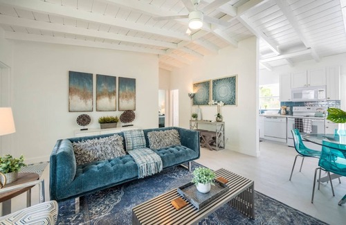 Middle River Terrace Casa | Designer Pool Home! BNR Vacation Rentals