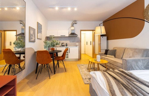 Nusle Apartamento | Designer Prague Studio in a Vibrant Neighborhood