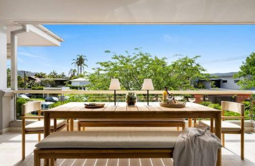 Palm Beach Casa | Designer Retreat Meets Vibrant Beachside Living