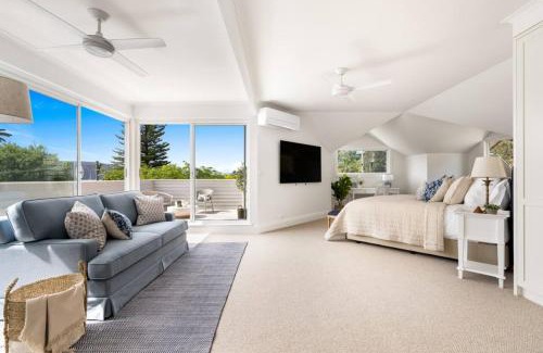Palm Beach Casa | Designer Retreat Meets Vibrant Beachside Living