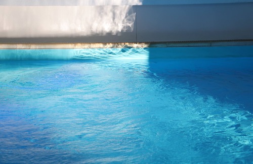 Mournans-Charbonny Casa | Casa de vacaciones de diseño para 8, piscina cubierta climatizada privada, en 25 ar