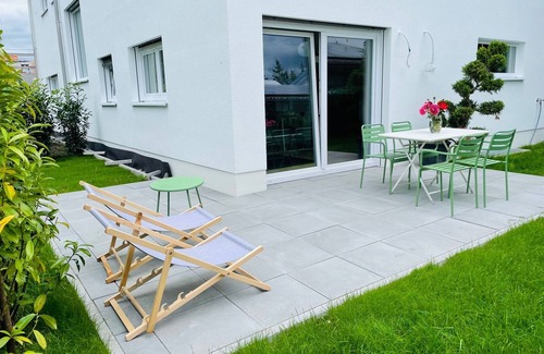 Diessen am Ammersee Casa | Designer vacation apartment/house in the house/sunny garden & terrace