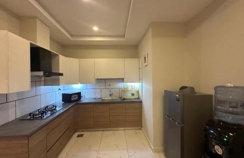 Rawalpindi Apartamento | *Designer’s Luxurious 1BHK at Top Location of Twin Cities!
