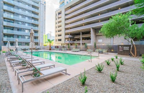 Evans Churchill Apartamento | Desirable 2BD - Central DT, Gym, Pool, Parking Sleep8