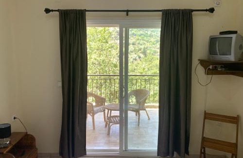 Armenistis Apartamento | Despina Studios Raxes Ikaria # 1