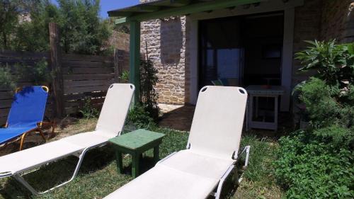 Triopetra Casa | DESPOINA-Triopetra