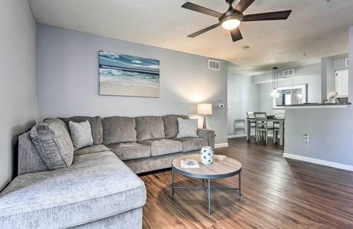 Indian Bayou Condominio | Destin Condo w/ Pool Access < 1 Mi to the Beach!