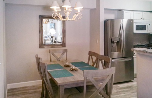 Indian Bayou Condominio | Destin's Dancing Cloud - Prime Location Condo Close to Beach