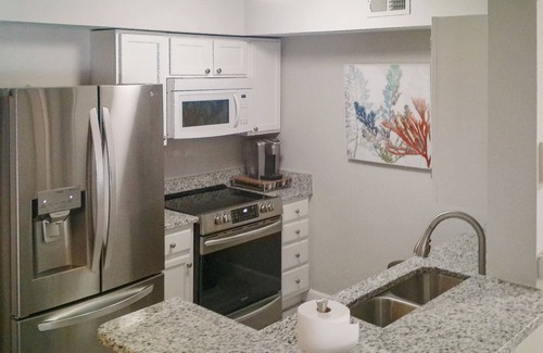 Indian Bayou Condominio | Destin's Dancing Cloud - Prime Location Condo Close to Beach