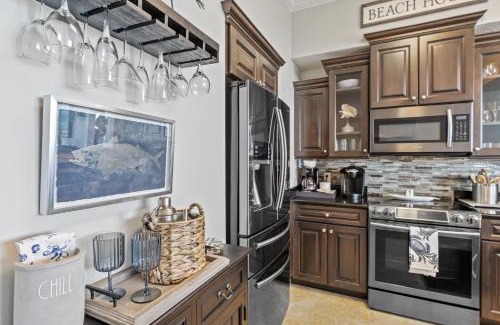 Fort Walton Beach Casa | Destin West Villa PH01 - Penthouse with Hot Tub on Private Rooftop Terrace - Beach Views!