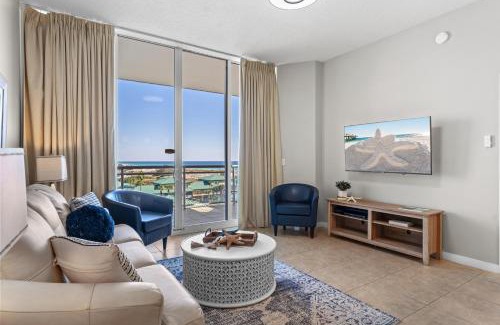 Fort Walton Beach Casa | Destin West Villa PH04 - Penthouse with Hot Tub on Private Rooftop Terrace - Beach Views!
