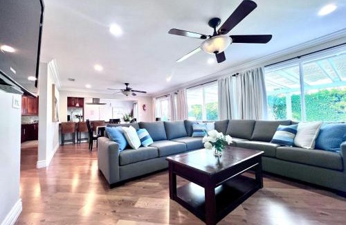 Southwest Anaheim Casa | Destination #36