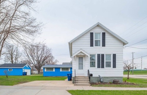 Oshkosh Casa | Ｄｅｓｔｉｎａｔｉｏｎ Ｄｏｗｎｔｏｗｎ