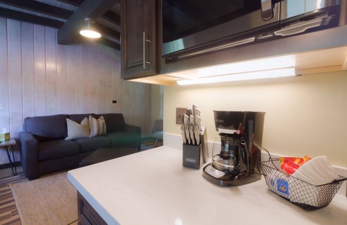 Sedona Apartamento | Destination Oak Creek 5 1 Bedroom Apts by RedAwning