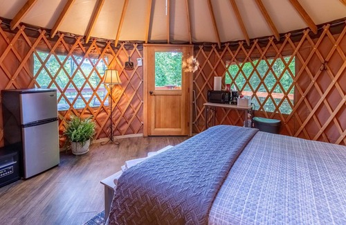 Cullowhee Casa | Destination Outdoors Holly Hideaway - A unique yurt perfect for glamping!