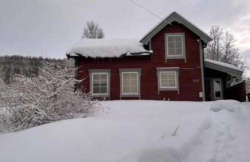 Tromso Casa | Det røde huset på Vågnes