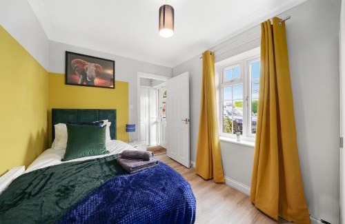 Cambridge Casa | Detached 6 Bedroom Cambridgeshire Abode - Pets