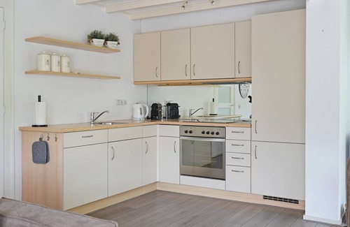 Ouddorp Casa | Detached and completely single-floor holiday bungalow on the award-winning holiday park Klepperstee near the beach and the North Sea.