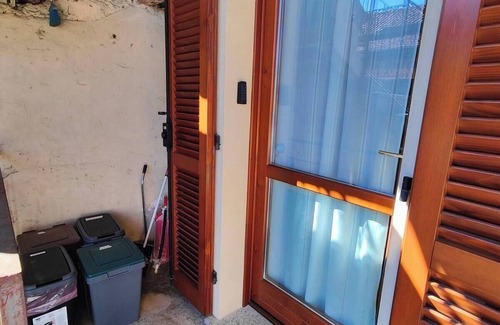Massino Visconti Apartamento | Detached apartment in the heart of Massino Visconti, between mountain and lake