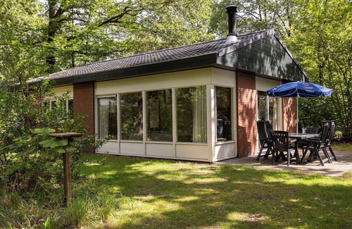 Krachtighuizen Cabaña | Detached bungalow for 6 persons