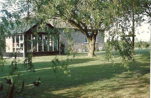Sutterton Casa | Independiente Bungalow En Gran jardín con césped de Old Orchard. Propiedad de no fumadores