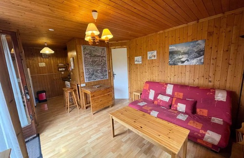 Barcelonnette Chalet De Esquí | Detached chalet with private garden