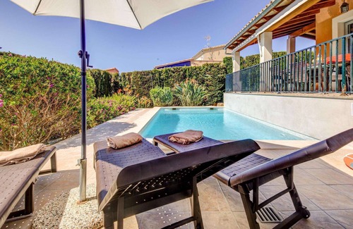 Cielo de Bonaire Villa | Detached Family Villa with Sea Views in Bonaire, A/C, Private Gated Pool just 15mins walk to Marina