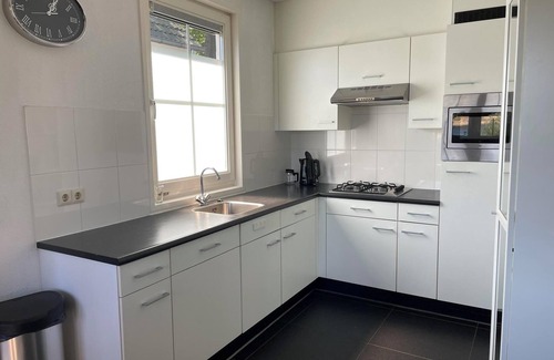 Municipality of Echt-Susteren Casa | Detached family villa with 4 bedrooms, 2 bathrooms and a sauna