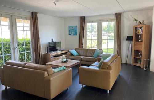 Municipality of Echt-Susteren Casa | Detached family villa with 4 bedrooms, 2 bathrooms and a sauna