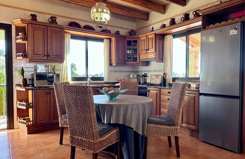 Sineu Casa | Finca independiente, piscina privada, vista panorámica, Internet, situado en el borde de la aldea