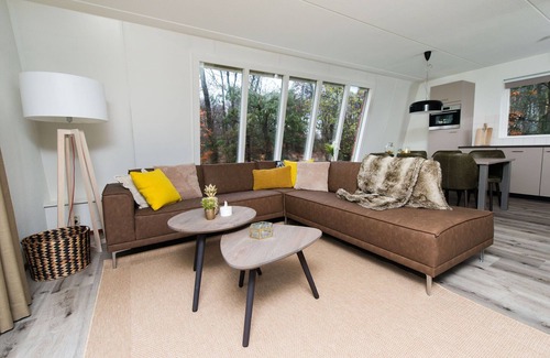 Bosgebied Hoenderloo Casa | Detached forest villa with dishwasher at De Veluwe